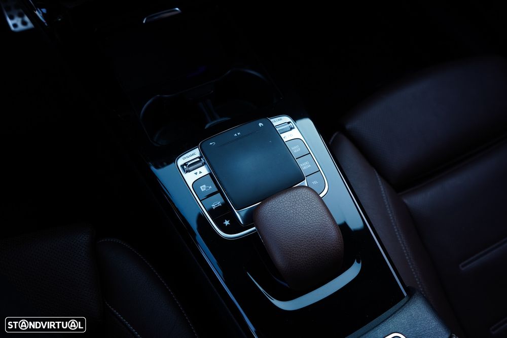 Mercedes-Benz A 220 - 20