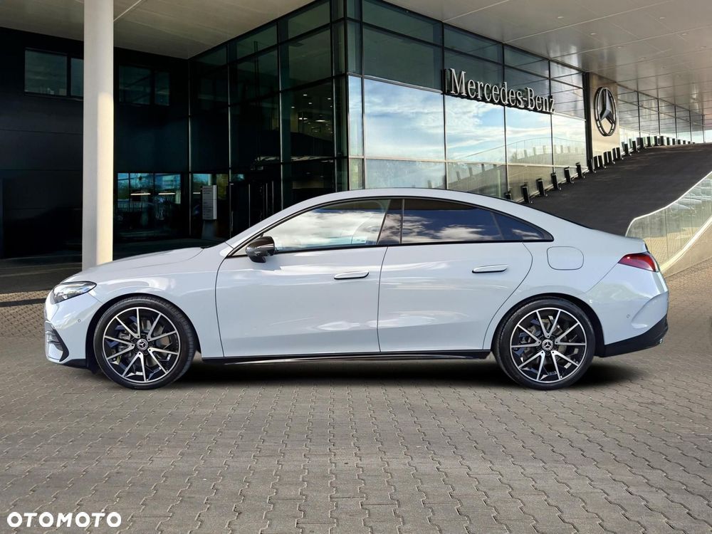 Mercedes-Benz CLA - 5