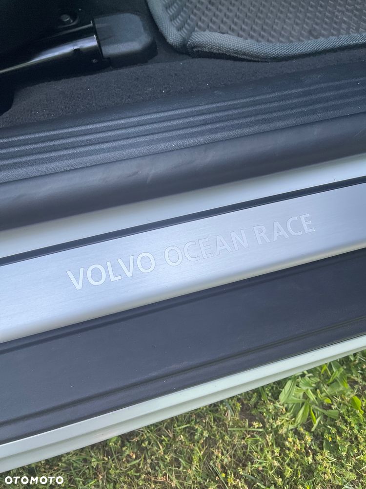 Volvo V40 D2 Drive-E Ocean Race - 11