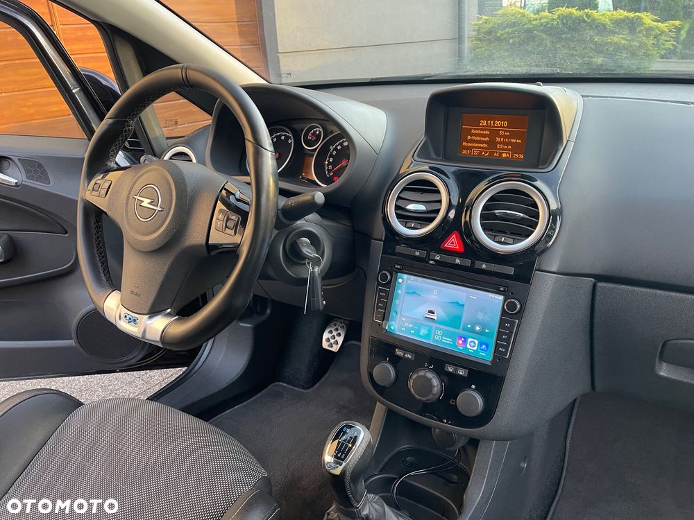 Opel Corsa 1.6 Turbo OPC - 6
