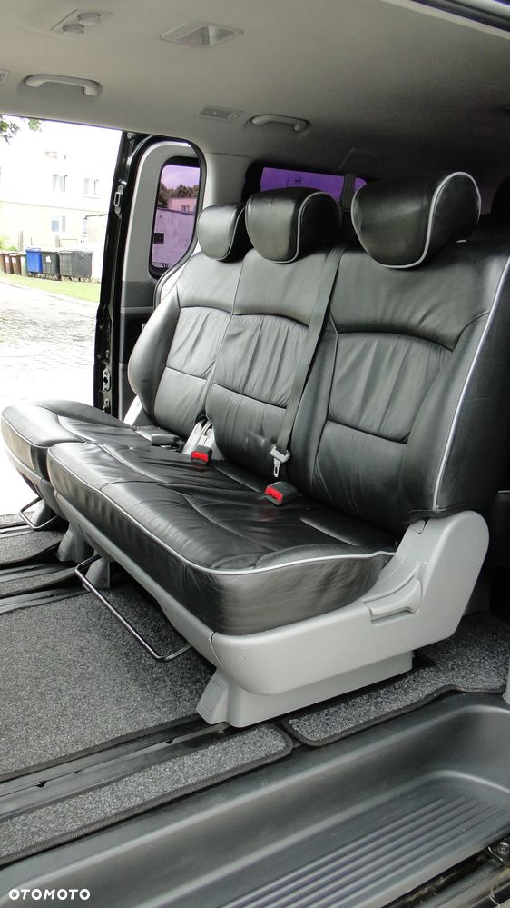 Hyundai H-1 Starex - 11