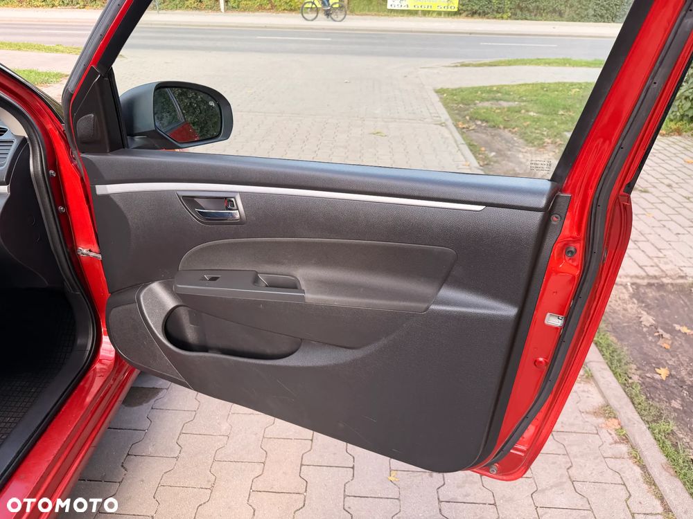 Suzuki Swift - 23