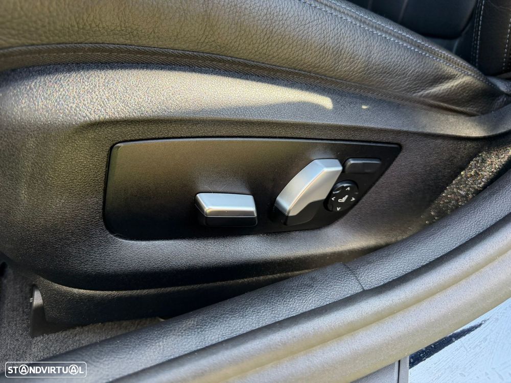 BMW 520 e Pack M — fotografia 18