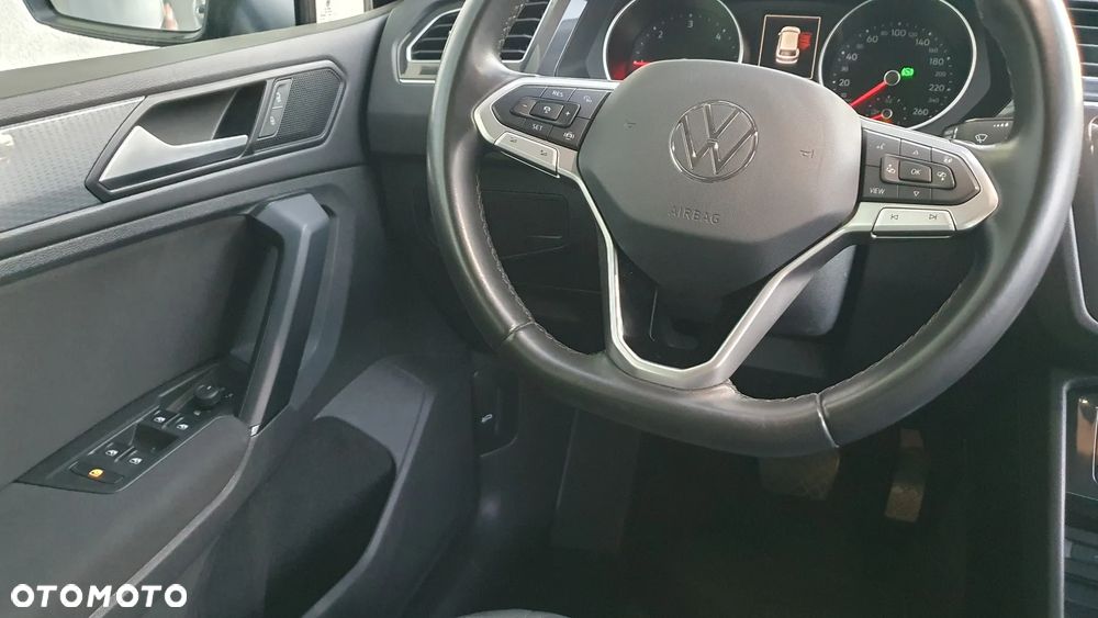 Volkswagen Tiguan 2.0 TDI SCR Life DSG - 17