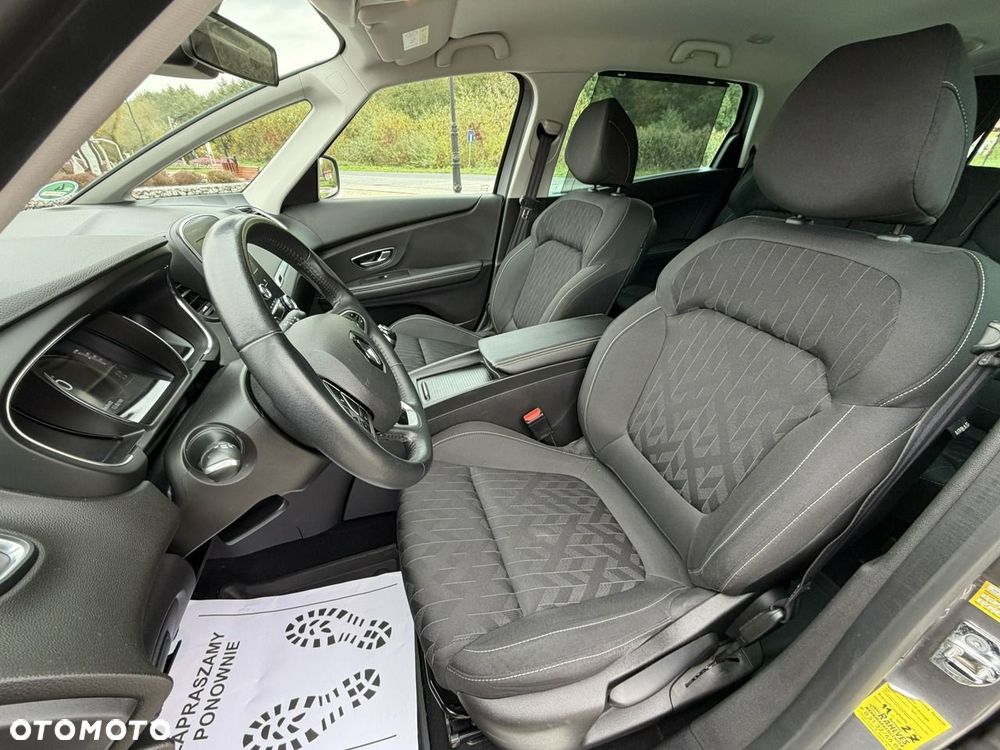 Renault Grand Scenic - 18