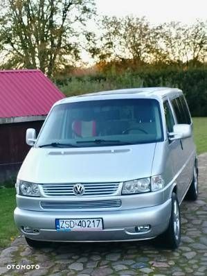 Volkswagen Multivan - 10