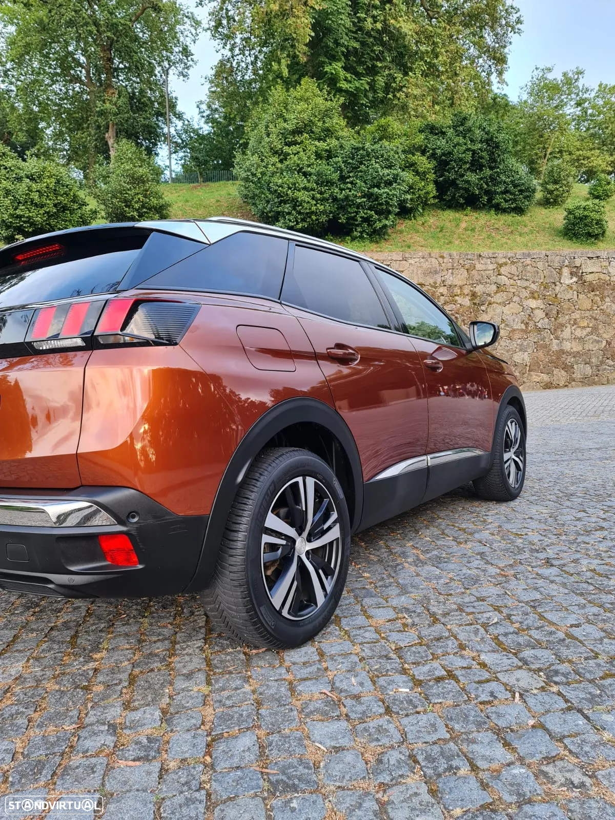 Peugeot 3008 PureTech 130 Stop & Start GPF EAT8 Allure Business-Pack - 4