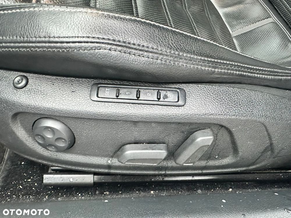 Volkswagen CC - 11