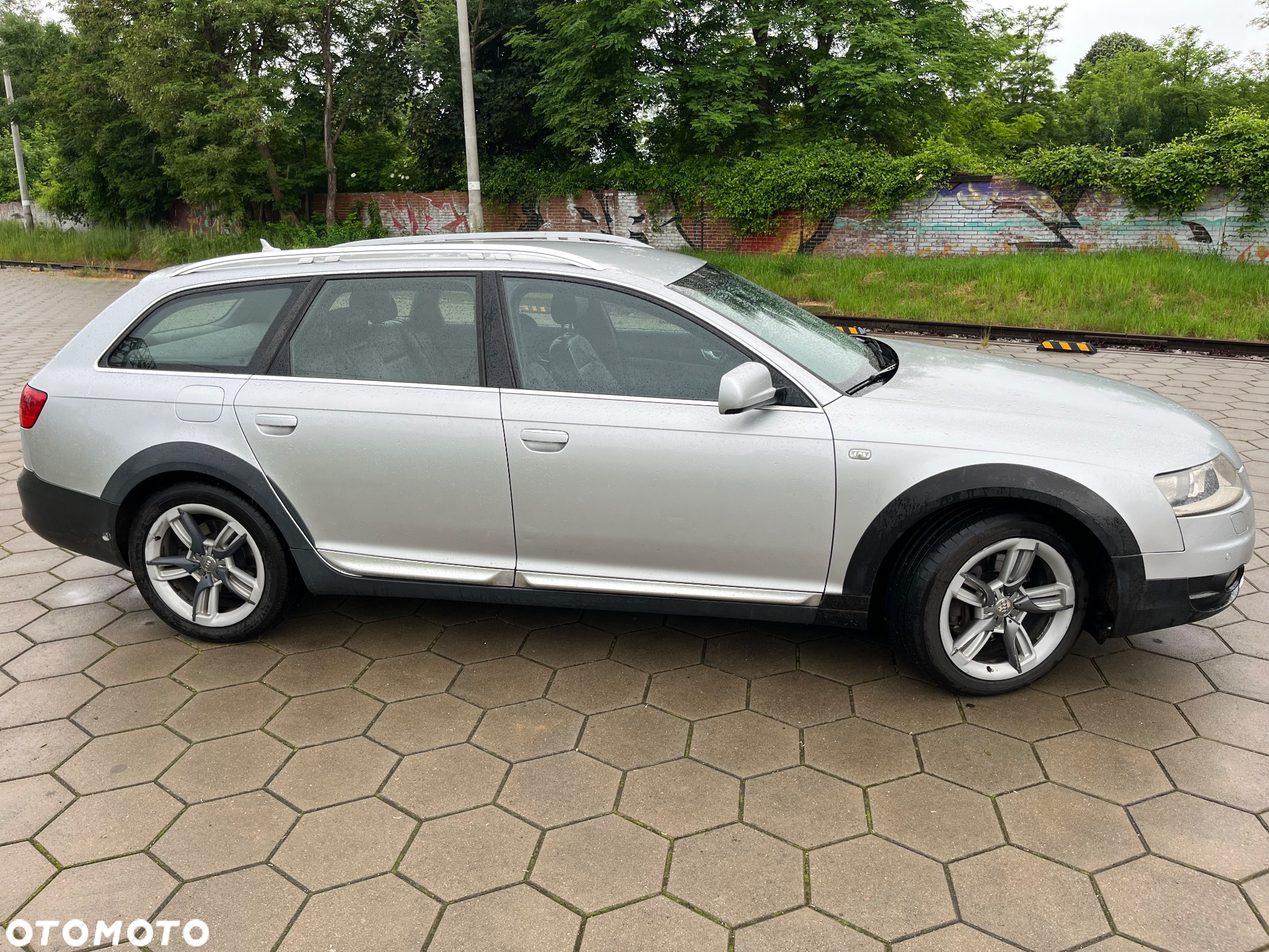 Audi A6 Allroad - 10