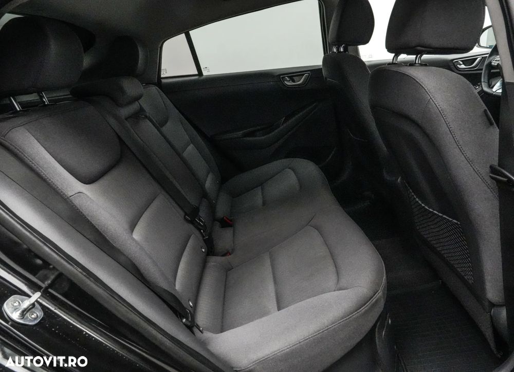 Hyundai IONIQ 1.6 GDI Premium - 16