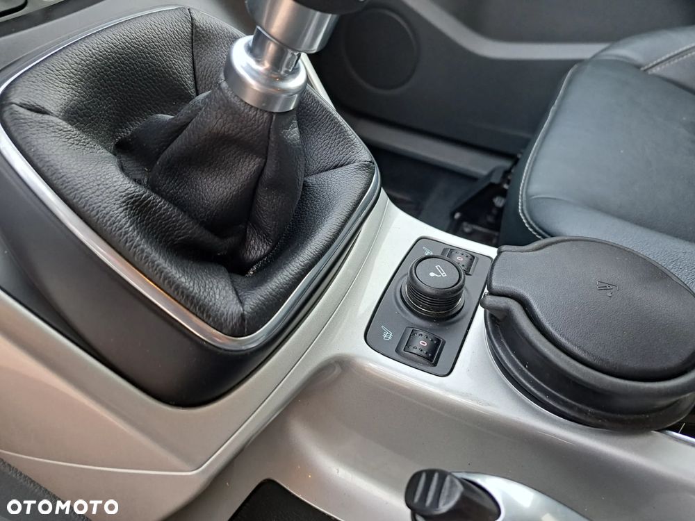 Ford Grand C-MAX 2.0 TDCi Titanium - 15