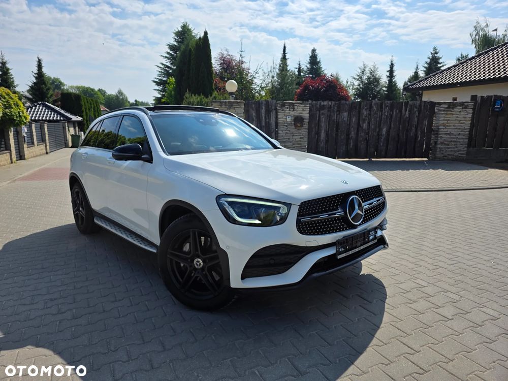 Mercedes-Benz GLC 200 4Matic 9G-TRONIC AMG Line - 31