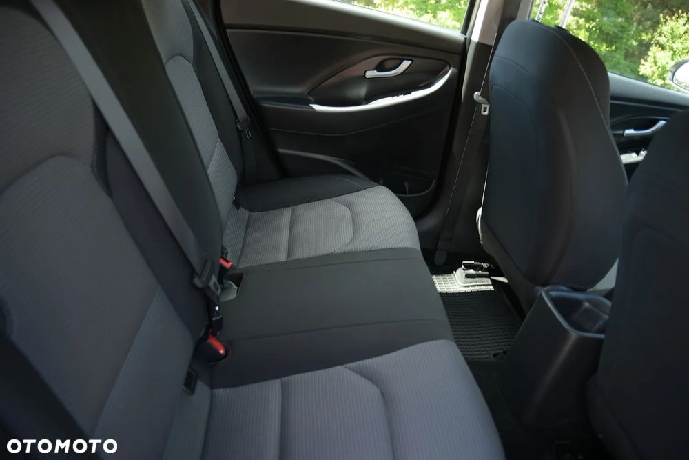 Hyundai i30 1.4 Fifa World Cup Edition - 21