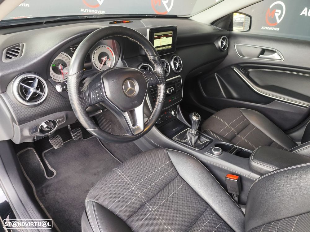 Mercedes-Benz A 180 - 21