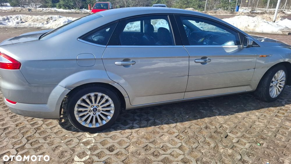 Ford Mondeo 2.0 TDCi Titanium - 4