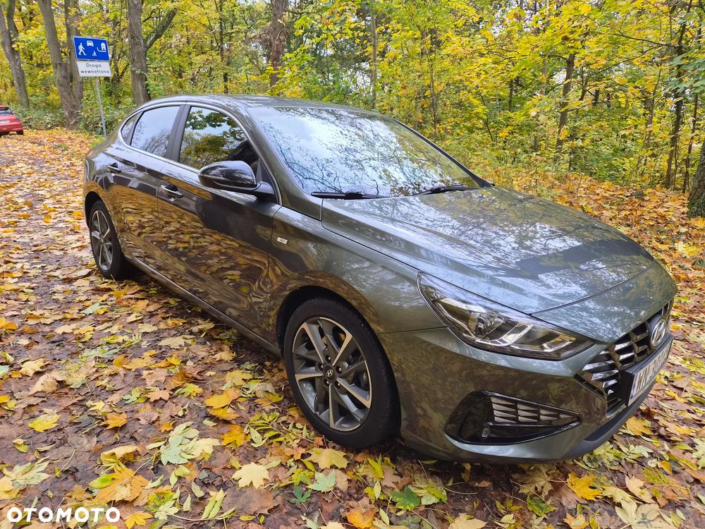Hyundai i30 1.5 T-GDI 48V Comfort DCT - 10