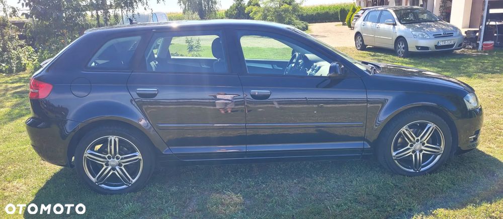 Audi A3 Sportback 2.0 TDI DPF Ambiente - 10