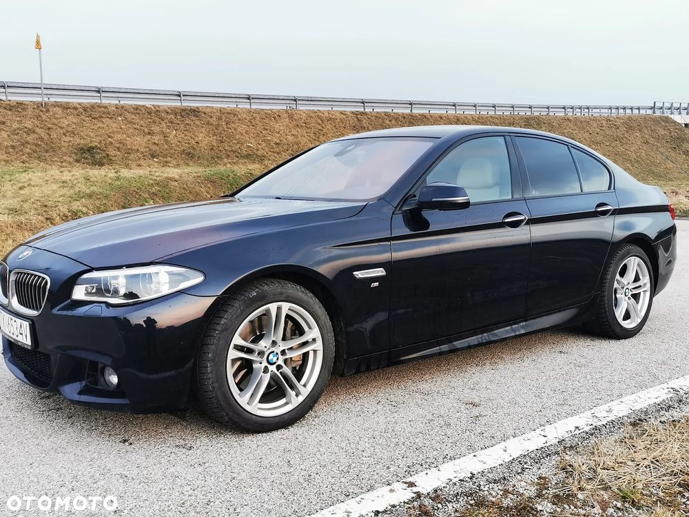 BMW Seria 5 525d xDrive - 6