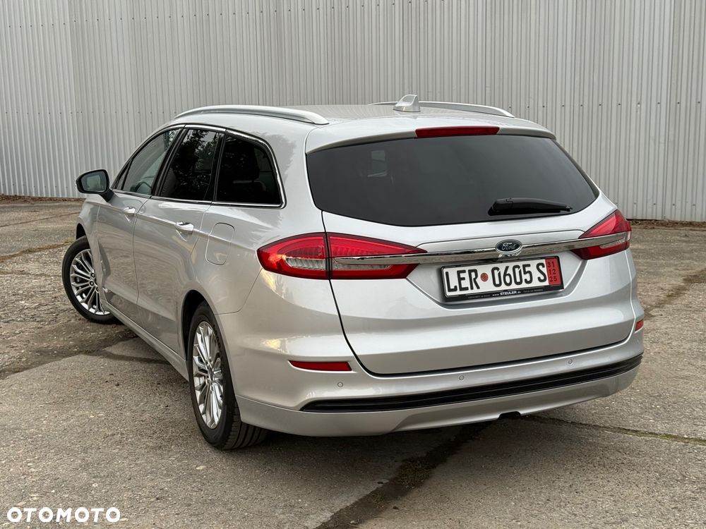 Ford Mondeo 2.0 EcoBlue Titanium - 26