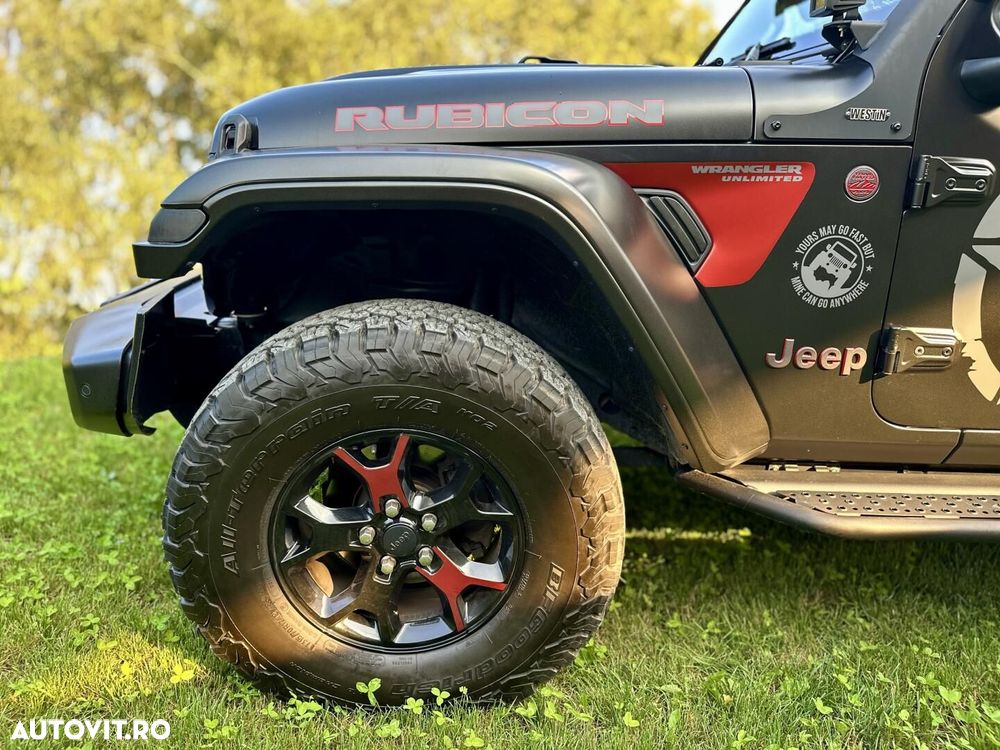 Jeep Wrangler - 32