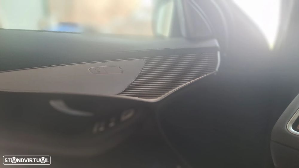 Mercedes-Benz EQC 400 4Matic - 3