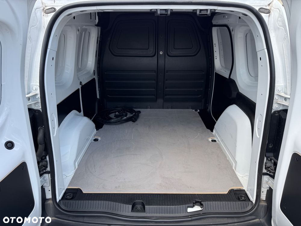 Nissan Townstar EV - 32