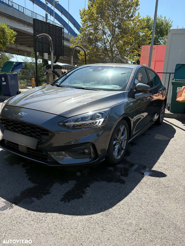 Ford Focus 1.5 EcoBoost ST-Line - 6