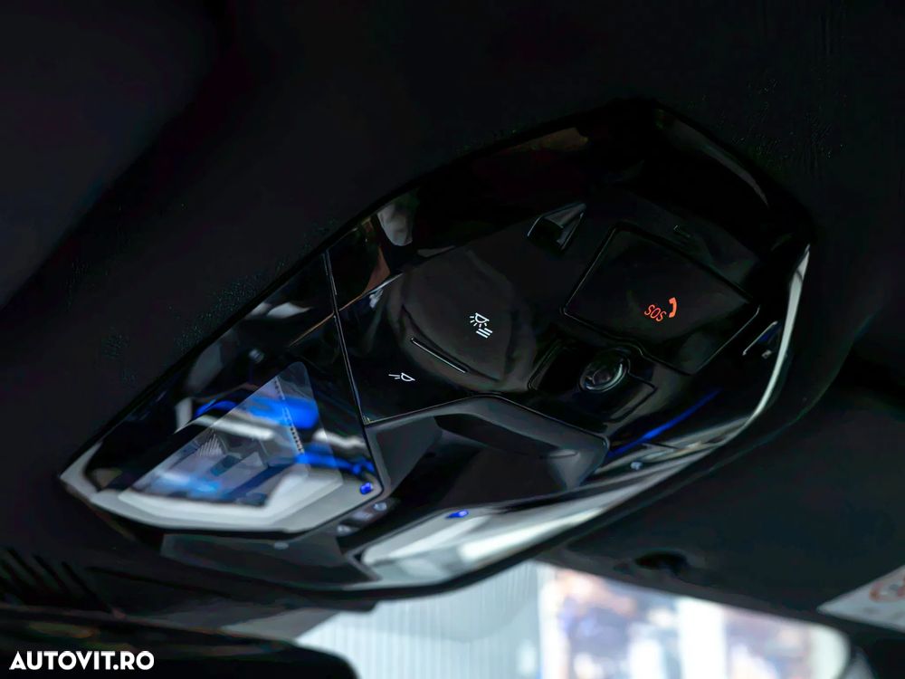 BMW Seria 5 520i Aut. - 38
