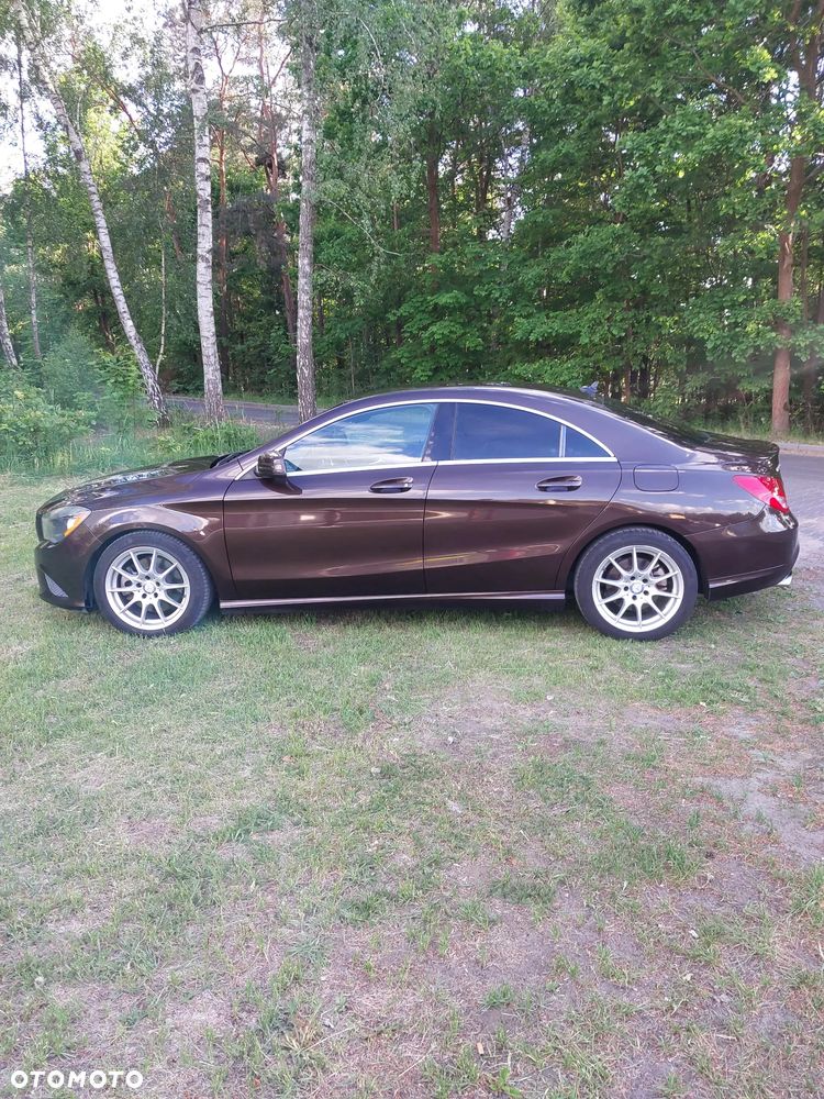 Mercedes-Benz CLA 250 7G-DCT StreetStyle - 2