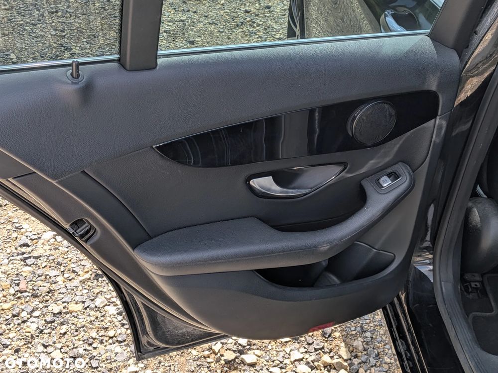Mercedes-Benz Klasa C 250 (BlueTEC) d 7G-TRONIC - 26