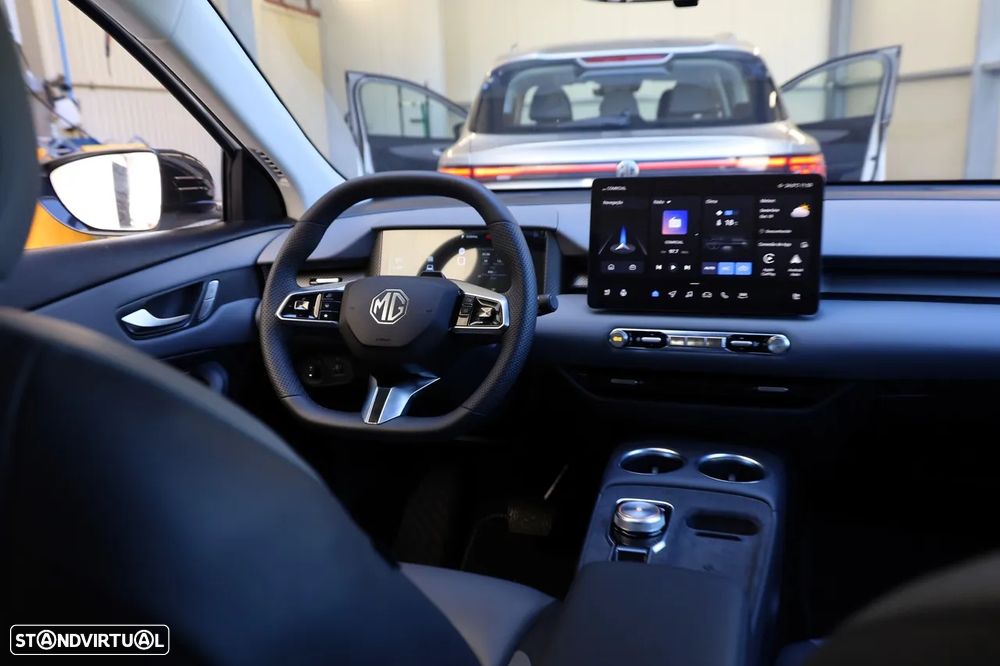 MG MGS5 EV 64 kWh Luxury - 25
