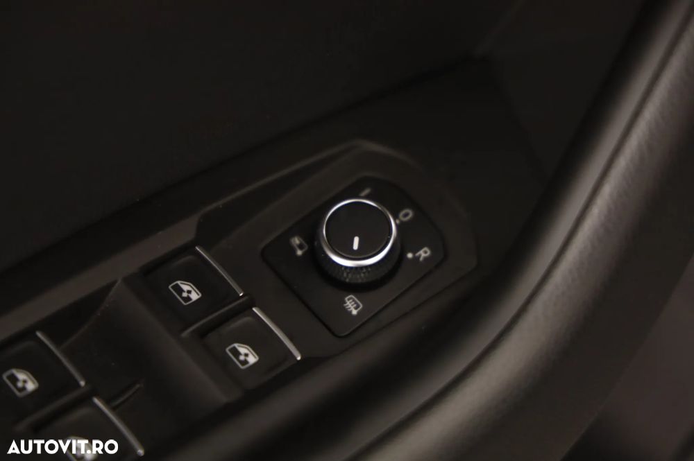 Volkswagen Touareg 3.0 V6 TDI SCR 4Motion Automatik R-Line - 23