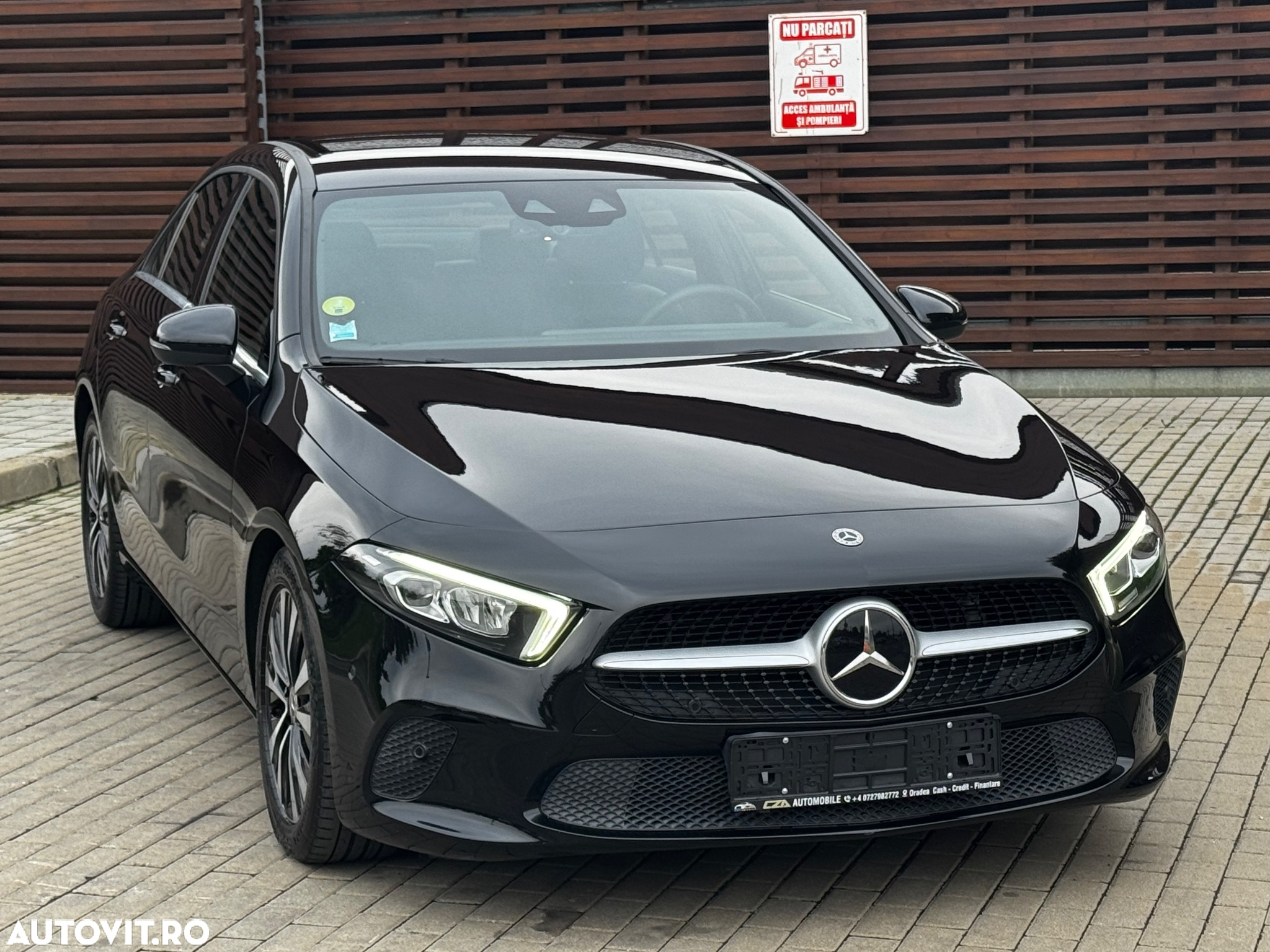 Mercedes-Benz A 180 d 8G-DCT Lim. Special Edition - 3