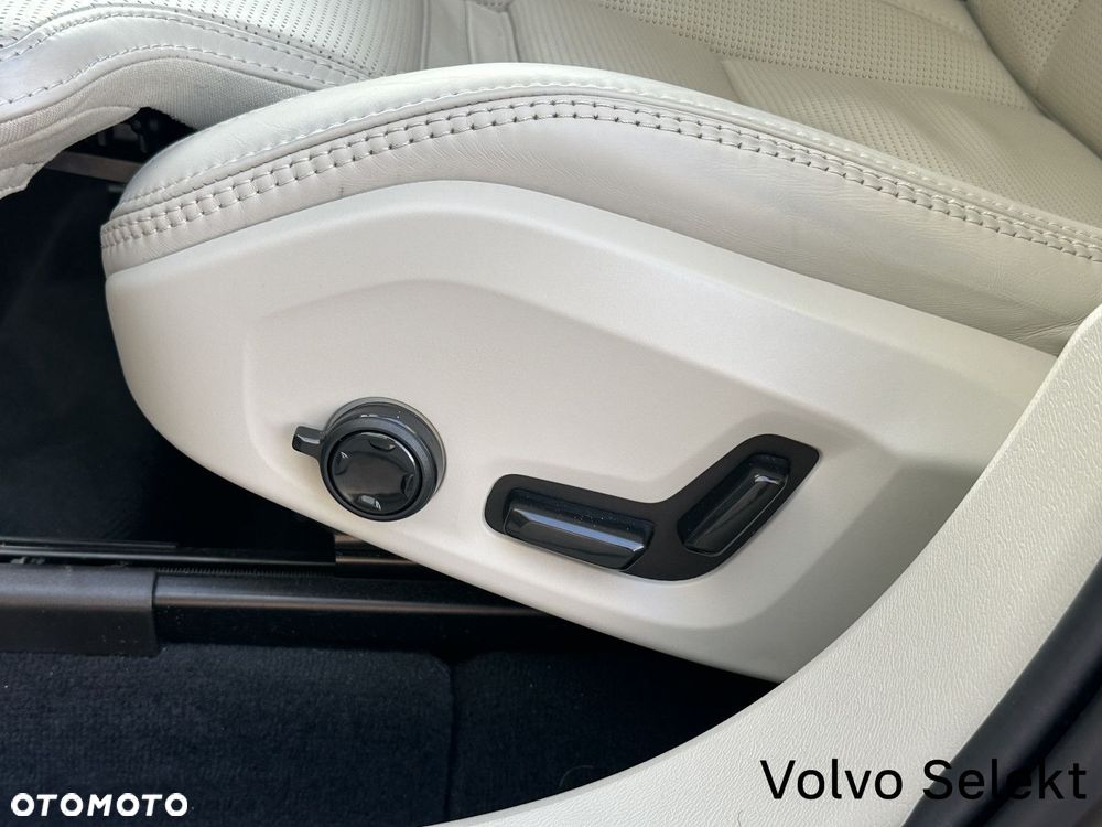 Volvo XC 60 - 36
