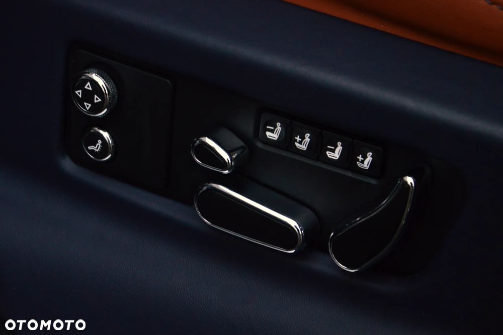 Bentley Bentayga V8 - 16