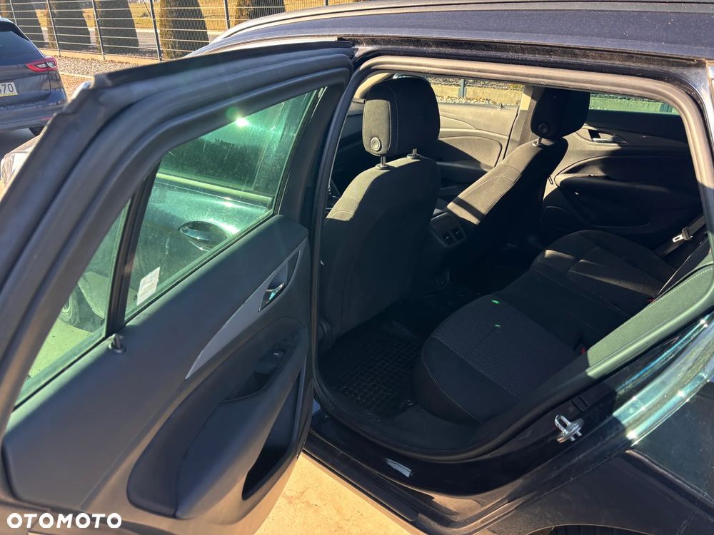 Opel Insignia - 7