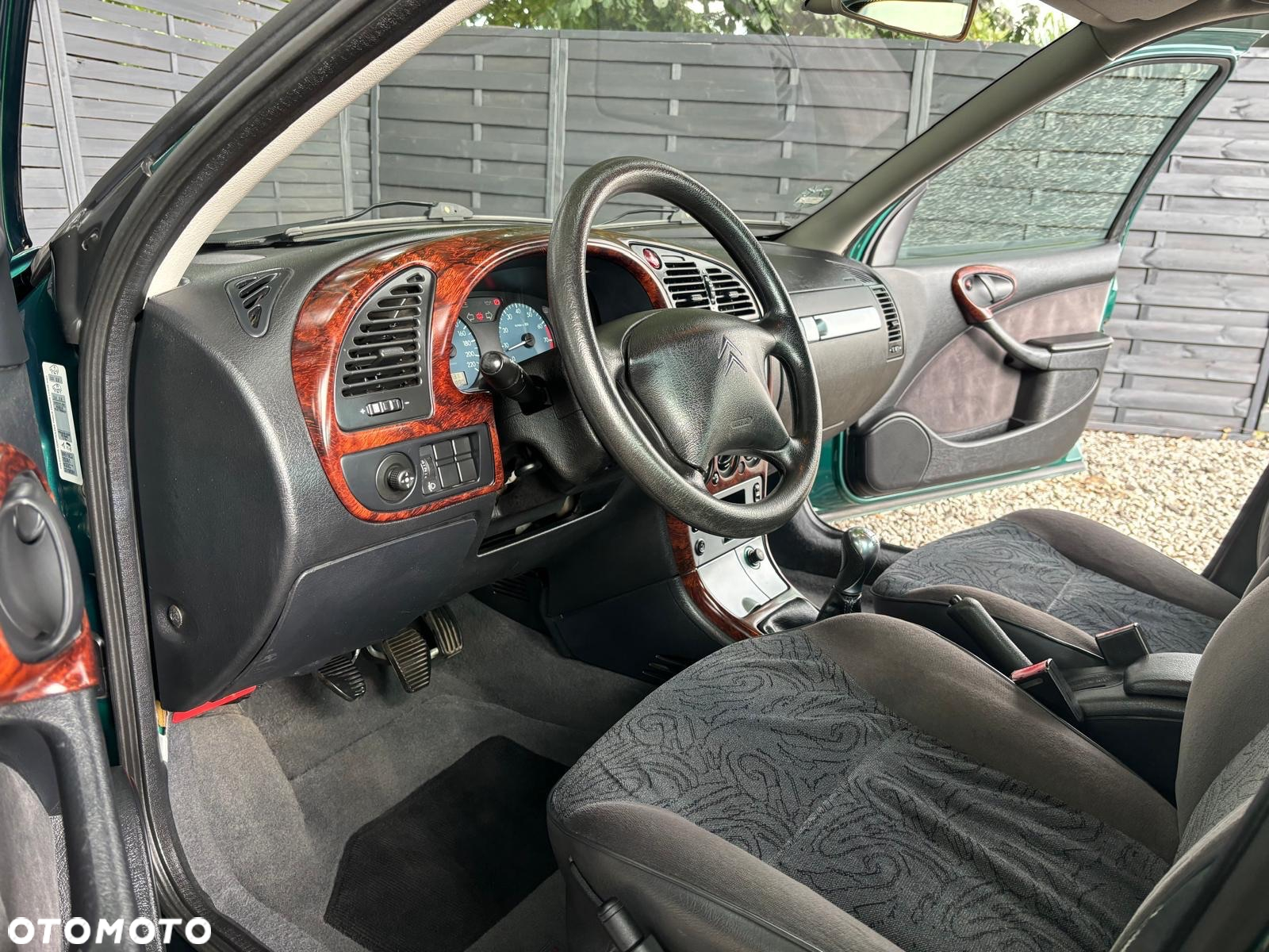 Citroën Xsara 1.4i Prestige - 11