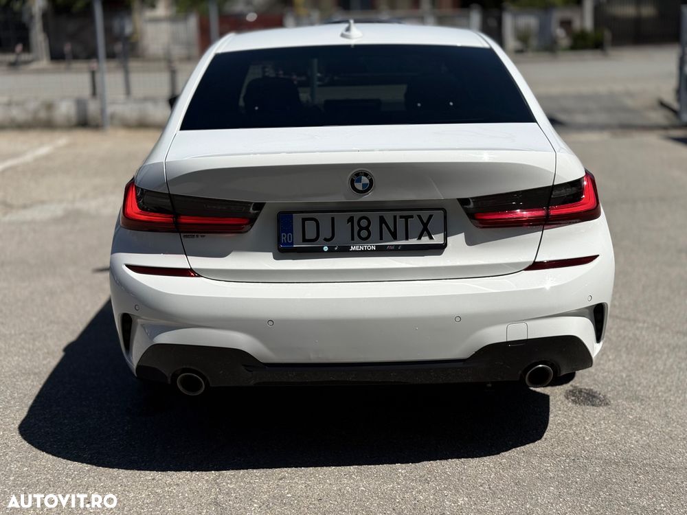 BMW Seria 3 320i Aut. Edition M Sport Shadow - 8