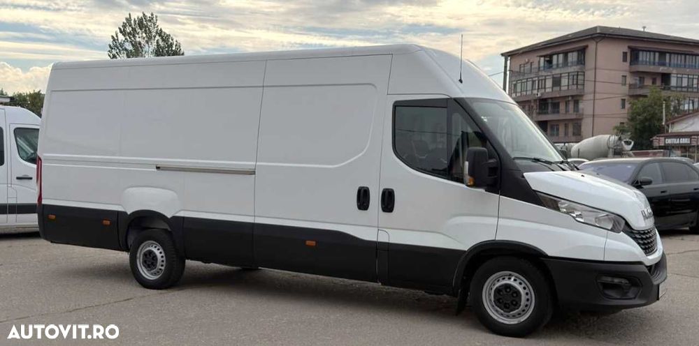 Iveco DAILY - 12