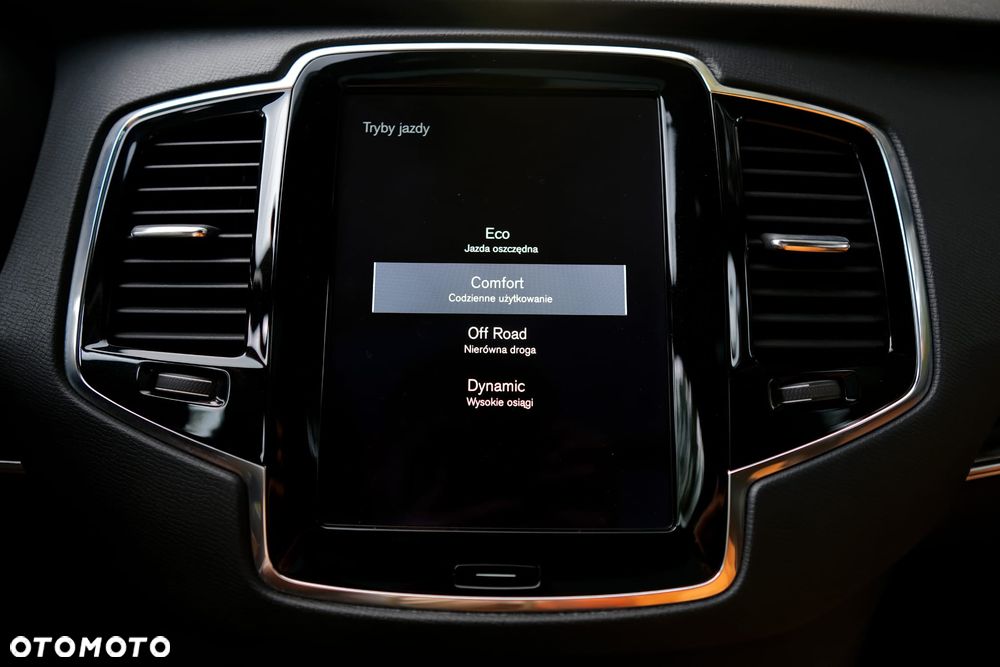 Volvo XC 90 T6 AWD Momentum - 30