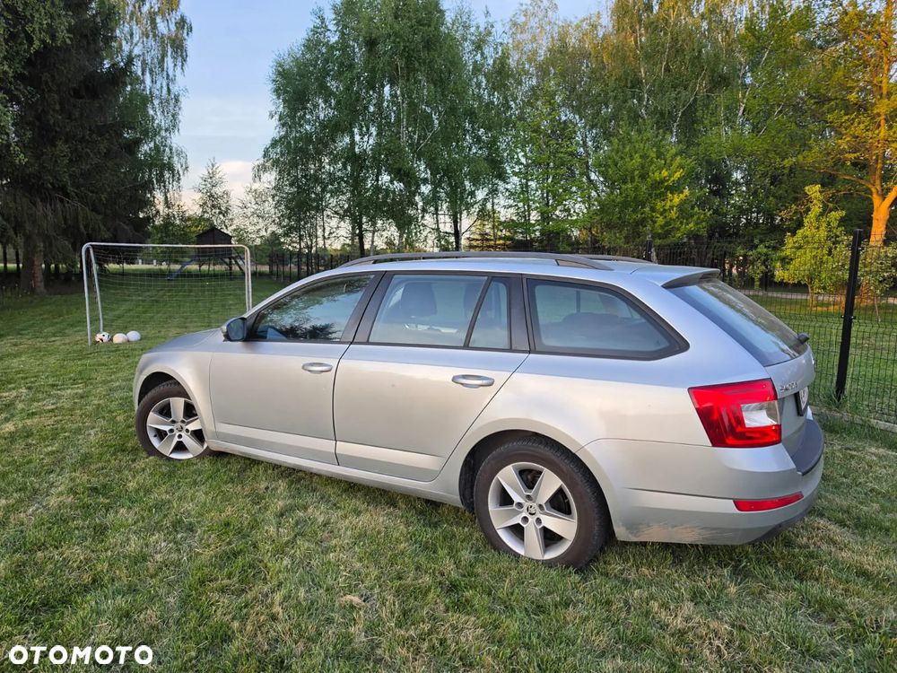 Skoda Octavia 1.6 TDI Ambition - 2
