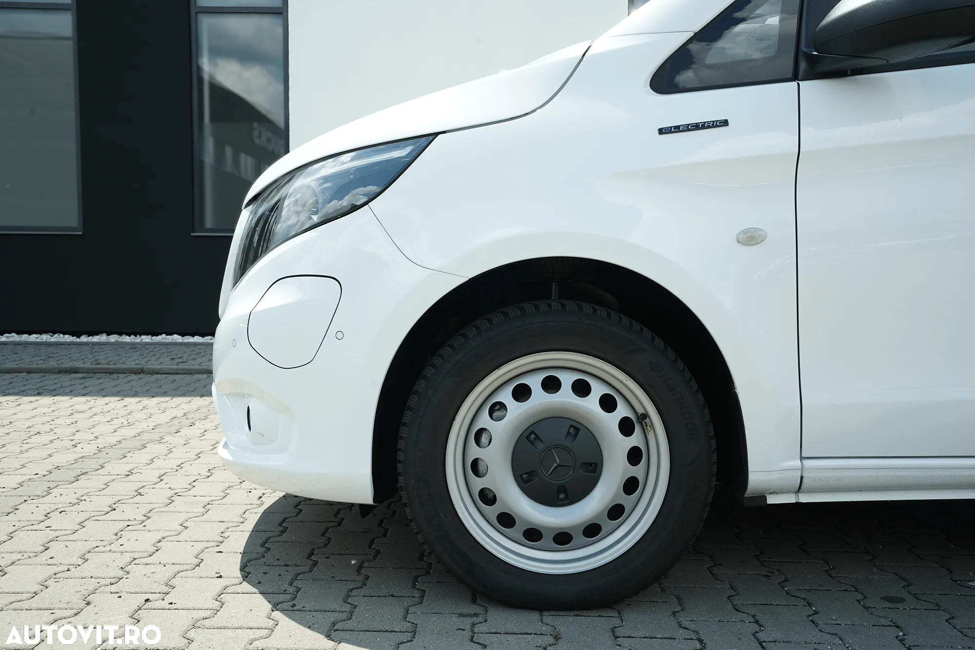 Mercedes-Benz eVITO 112 KA - 4