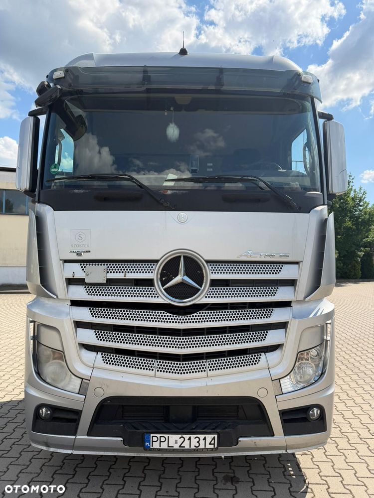 Mercedes-Benz Actros - 2