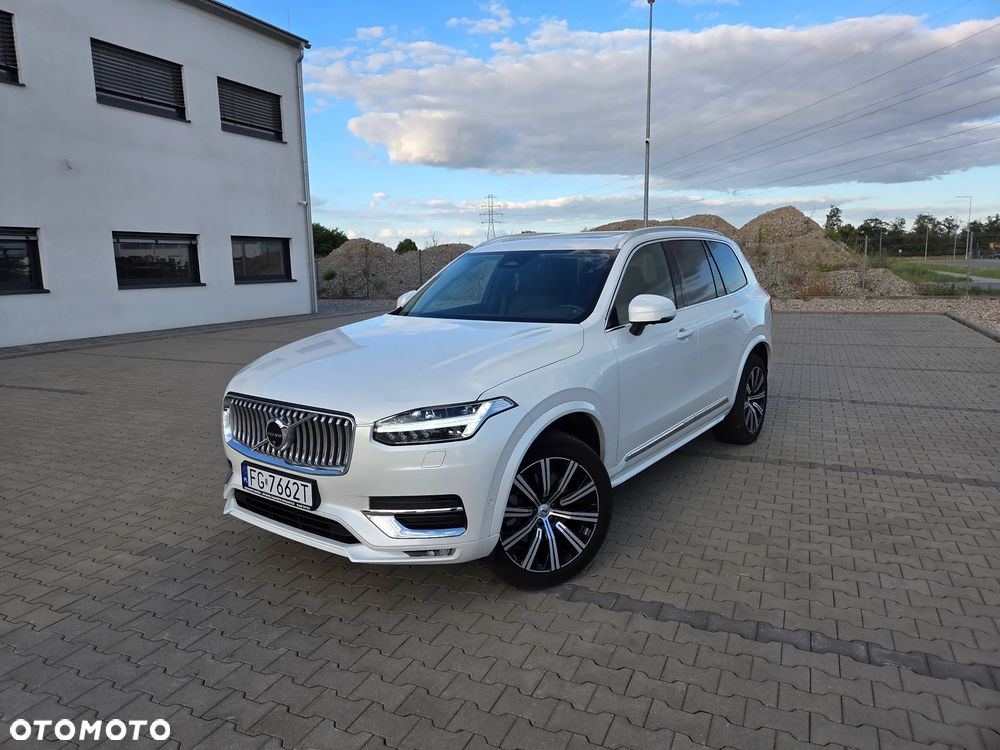 Volvo XC 90 B5 D AWD Plus Bright - 21