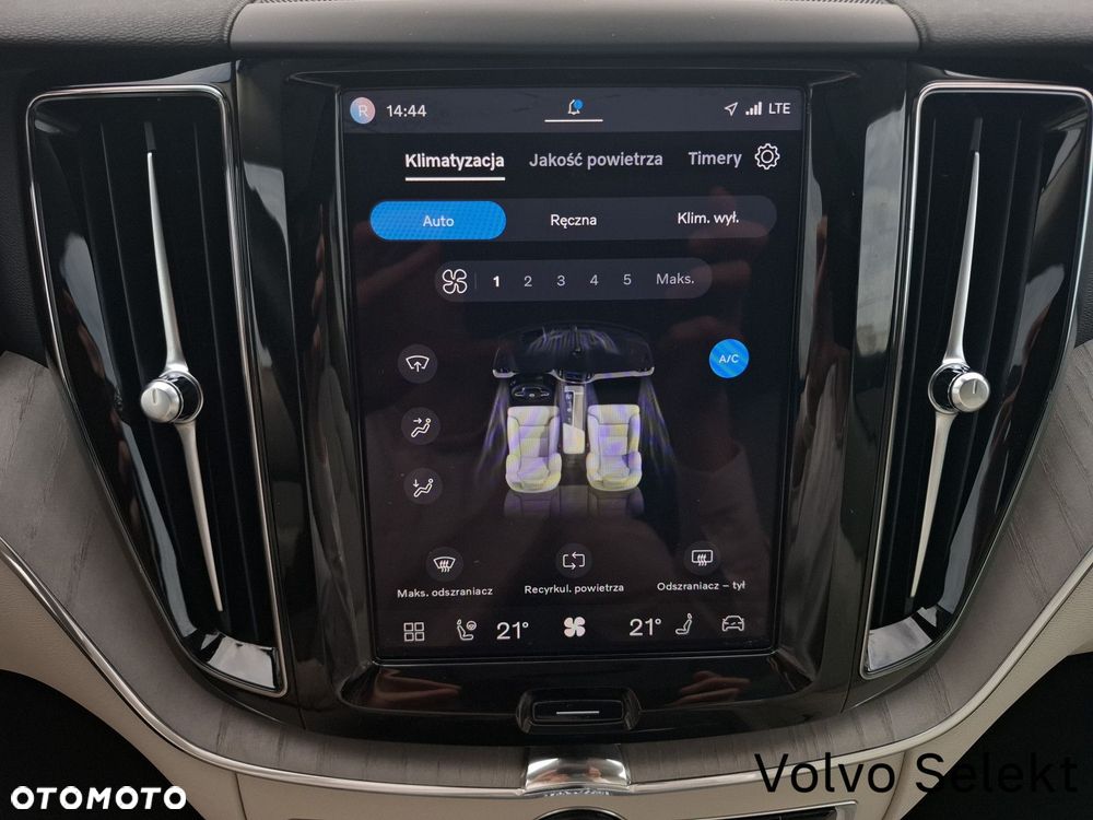 Volvo XC 60 - 23