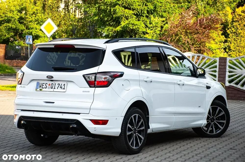 Ford Kuga - 14