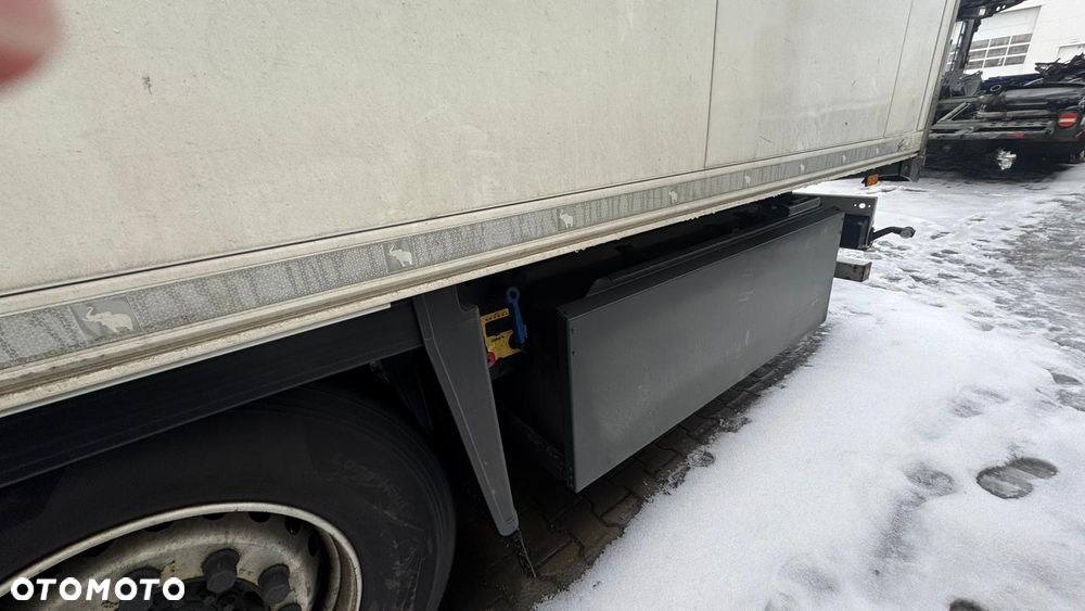 Schmitz Cargobull SKO24 - 10