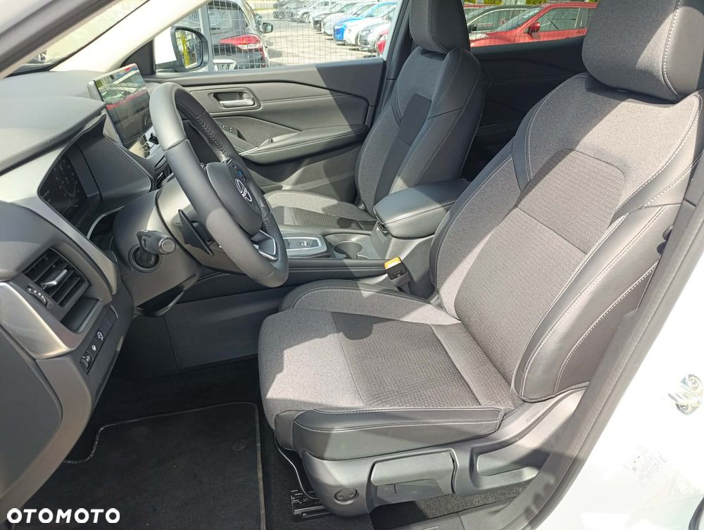 Nissan Qashqai 1.3 DIG-T MHEV N-Connecta Xtronic - 8