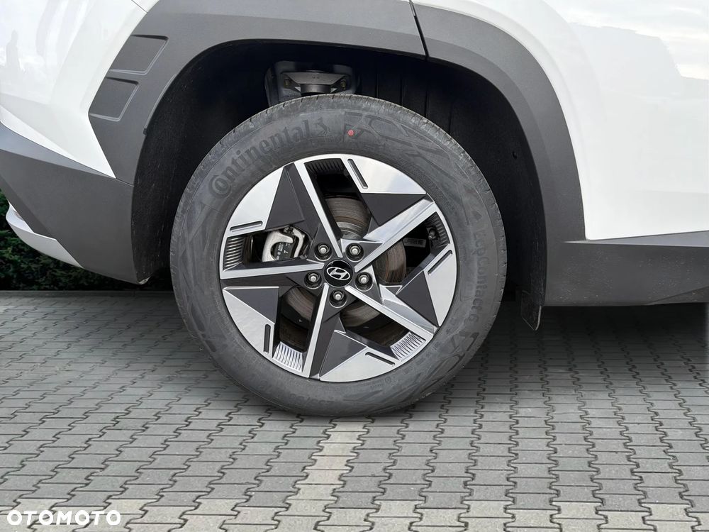 Hyundai Tucson 1.6 T-GDi HEV Executive 2WD - 24