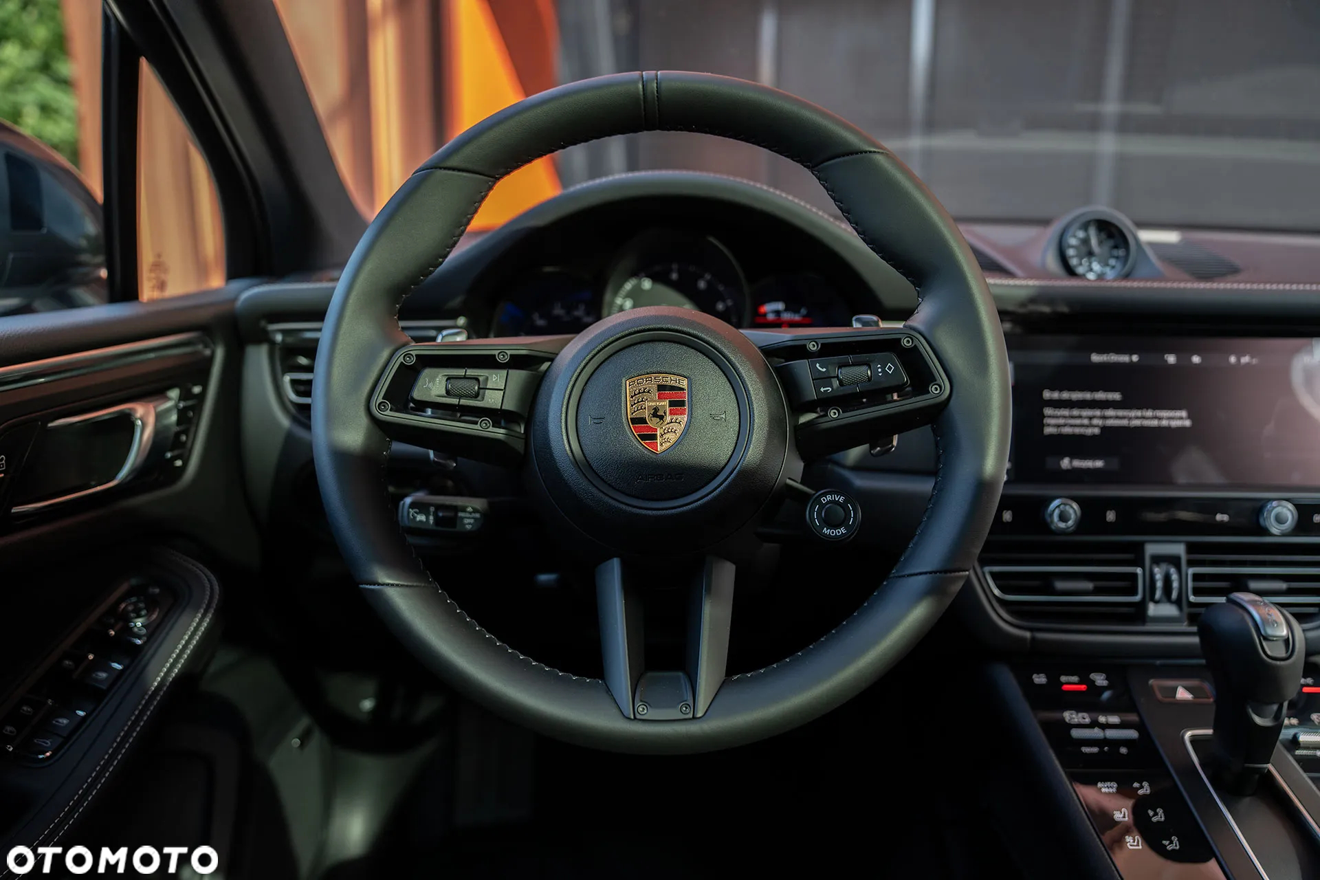 Porsche Macan T - 21